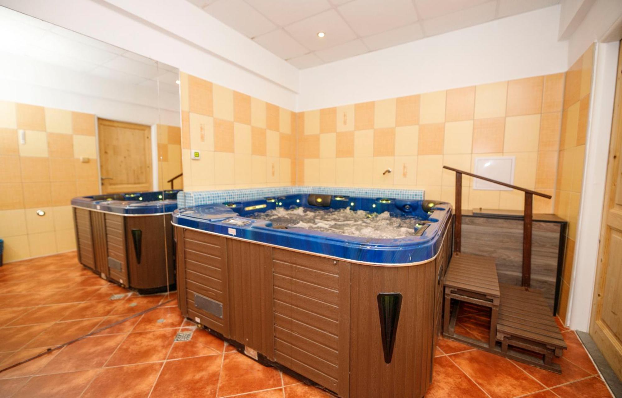Horsky Hotel Neptun Malá Morávka エクステリア 写真